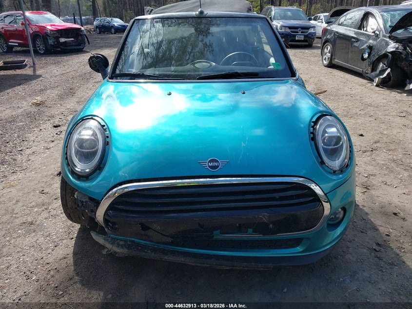 2021 Mini Convertible Cooper VIN: WMWWJ3C08M3M15606 Lot: 44632913