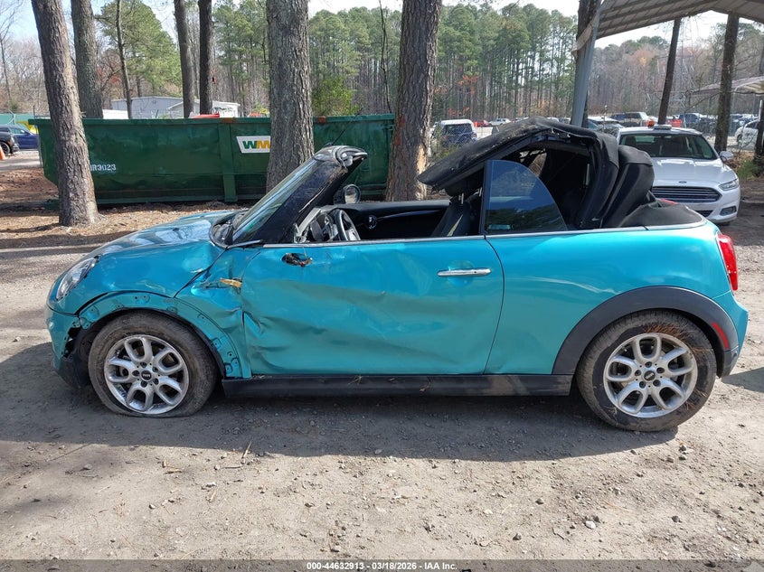 2021 Mini Convertible Cooper VIN: WMWWJ3C08M3M15606 Lot: 44632913