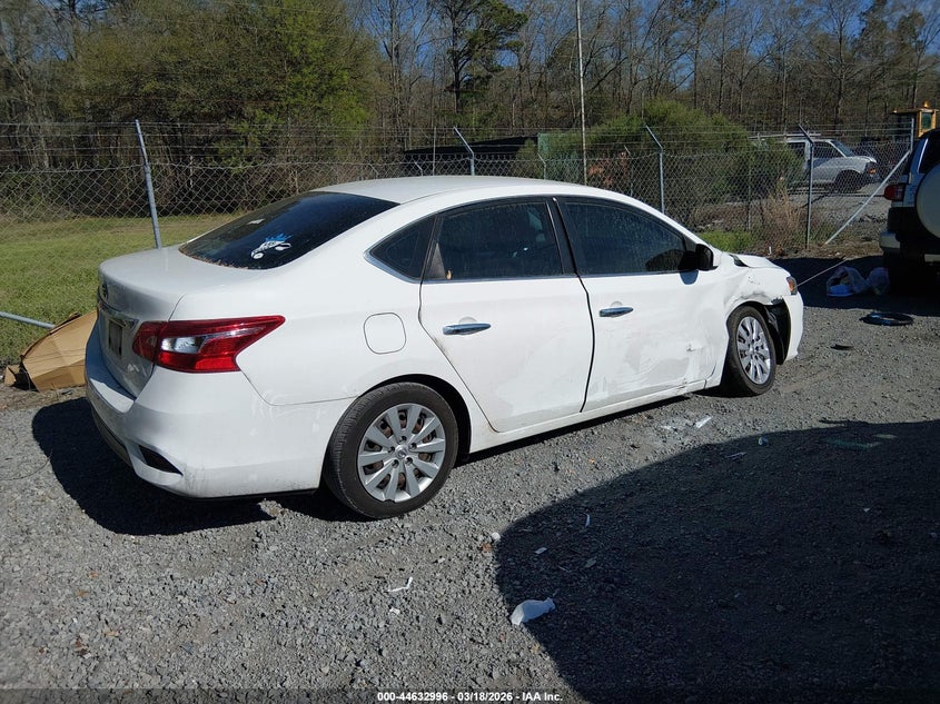 2019 NISSAN SENTRA auction photo 4