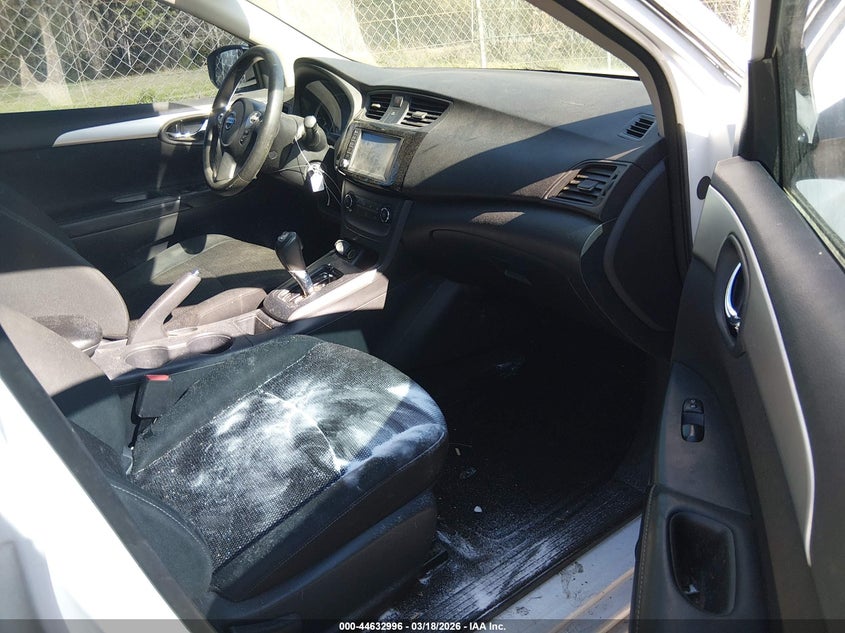 2019 NISSAN SENTRA auction photo 5