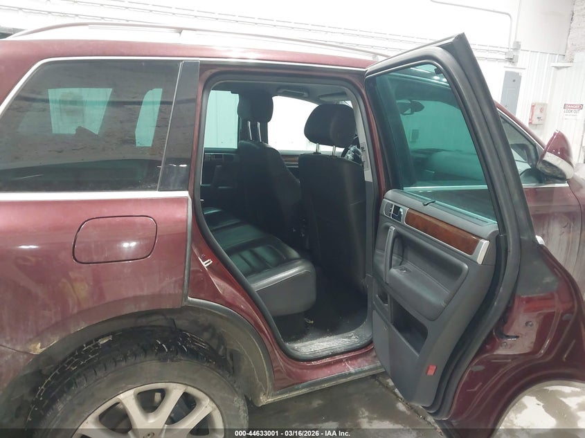 2008 Volkswagen Touareg 2 V8 Fsi VIN: WVGCB77L28D024753 Lot: 44633001