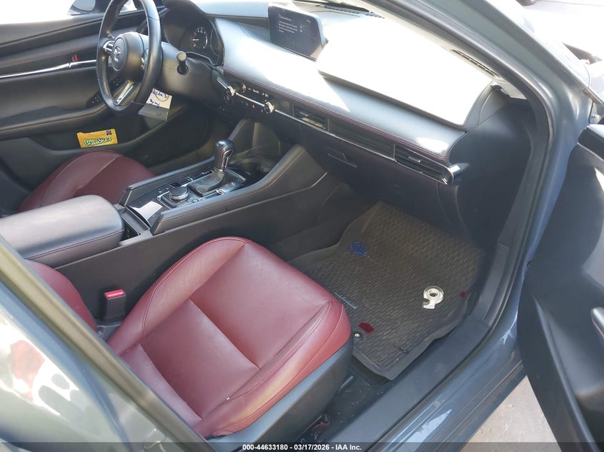 2023 Mazda Mazda3 2.5 S Carbon Edition