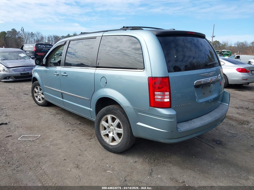 2009 Chrysler Town & Country Touring