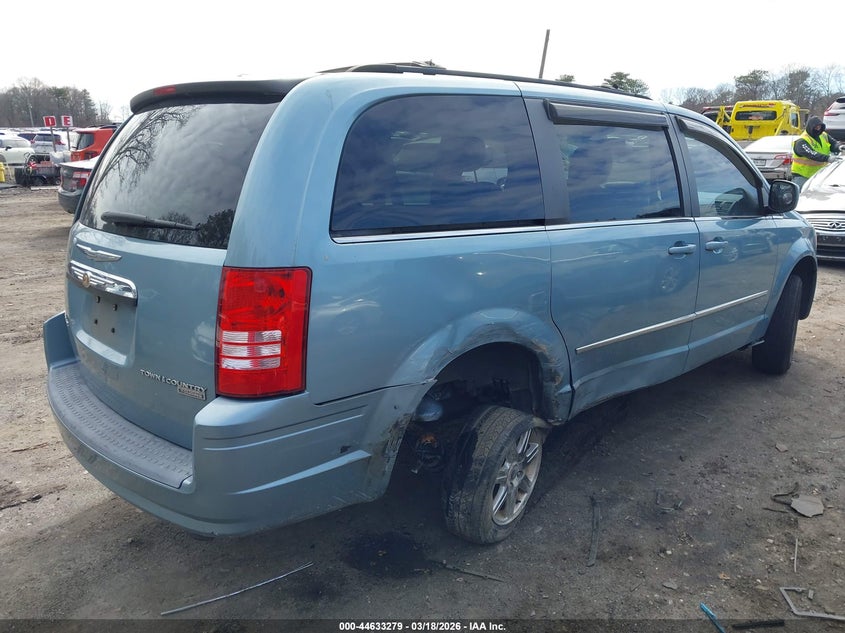 2009 Chrysler Town & Country Touring