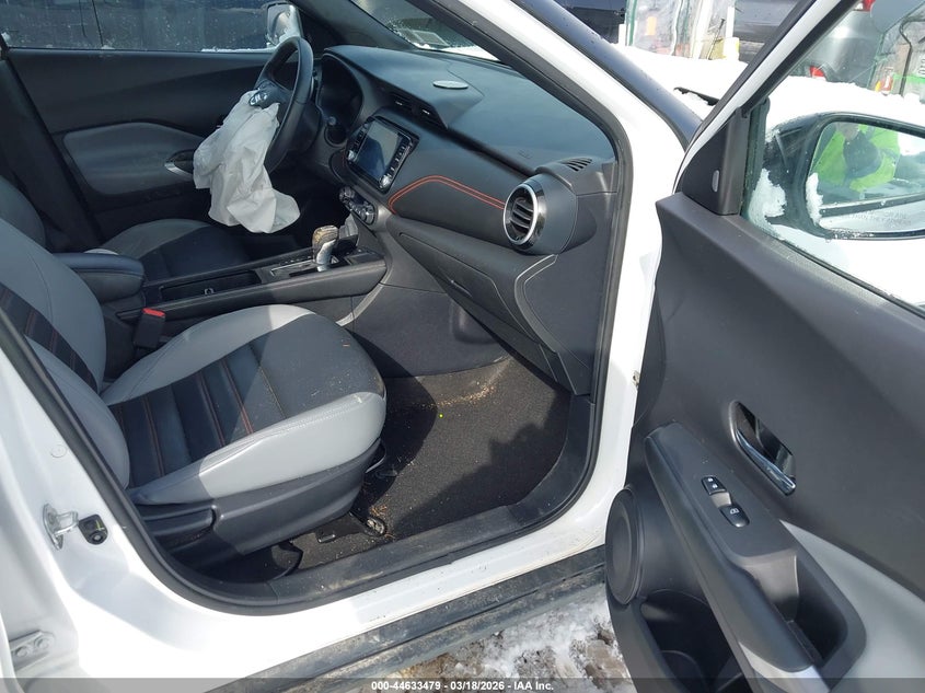 2021 Nissan Kicks Sr Xtronic Cvt