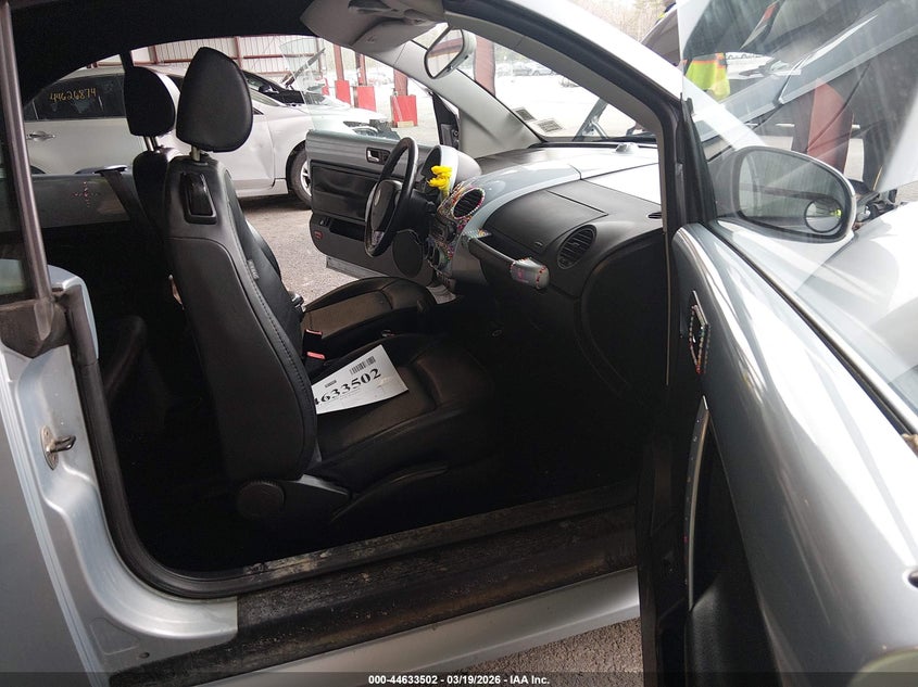 2009 Volkswagen New Beetle 2.5L