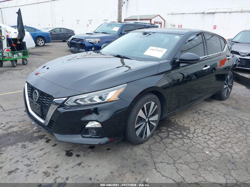 2020 NISSAN ALTIMA auction photo 2