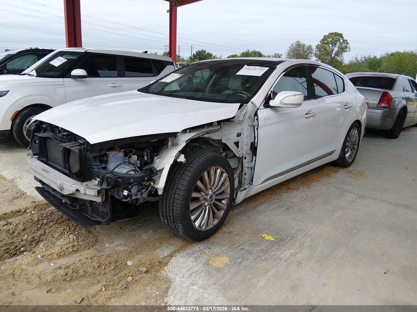 2015 Kia K900 Luxury