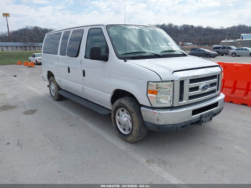2011 Ford E-350 Super Duty Xlt