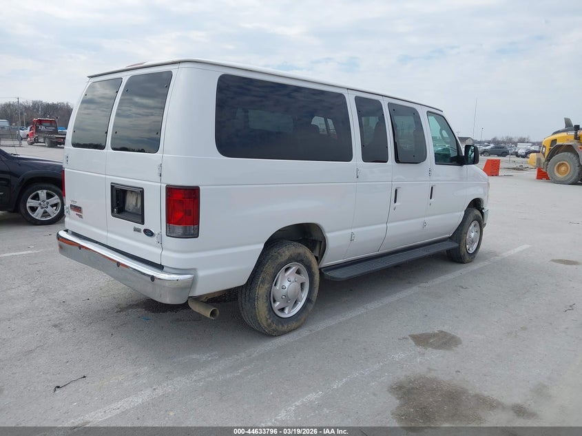 2011 Ford E-350 Super Duty Xlt