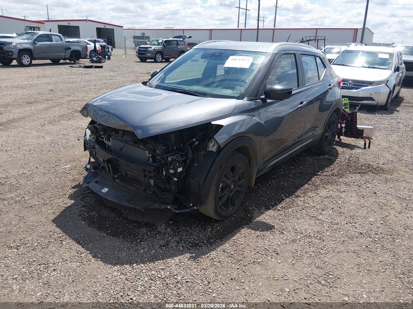 2020 Nissan Kicks Sr Xtronic Cvt