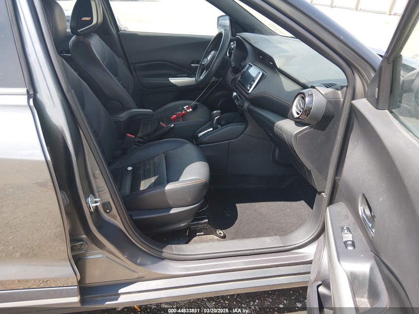 2020 Nissan Kicks Sr Xtronic Cvt