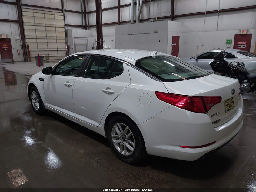 Vin: knagm4a78b5128575, lot: 45130817, kia optima lx 20113