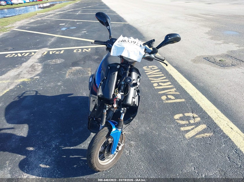 VIN: H0DTABF58RX079641 2024 FGYN SCOOTER