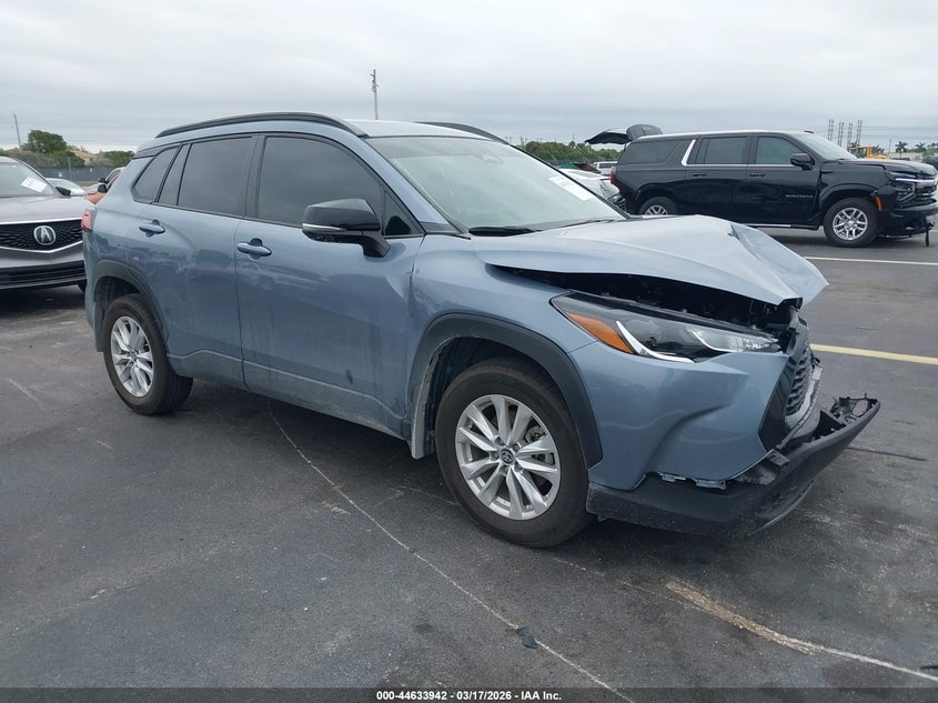 2025 Toyota Corolla Cross Le