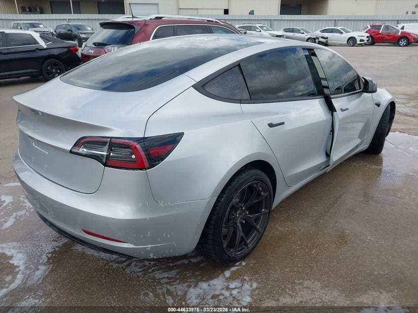 2018 Tesla Model 3 Long Range/Performance