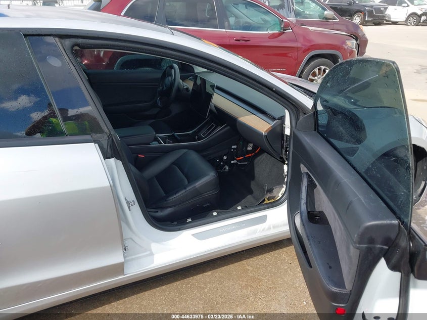 2018 Tesla Model 3 Long Range/Performance