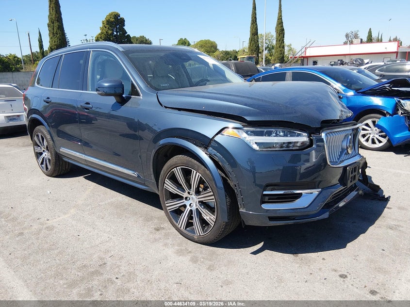 2024 VOLVO XC90 RECHARGE PLUG-IN HYBRID T8 CORE BRIGHT THEME