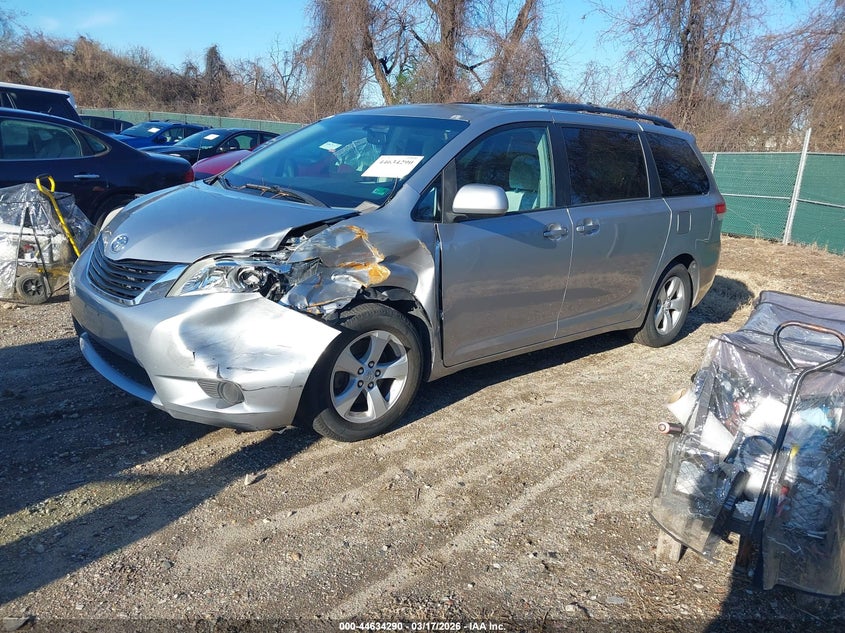 2011 Toyota Sienna Le V6