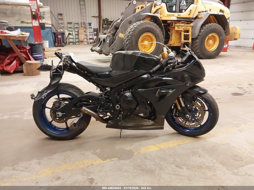 2022 Suzuki Gsx-R1000 R VIN: JS1DM11H1N7100116 Lot: 44634444