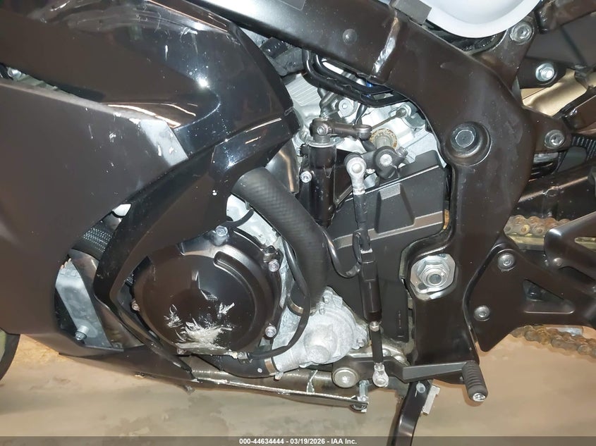 2022 Suzuki Gsx-R1000 R VIN: JS1DM11H1N7100116 Lot: 44634444