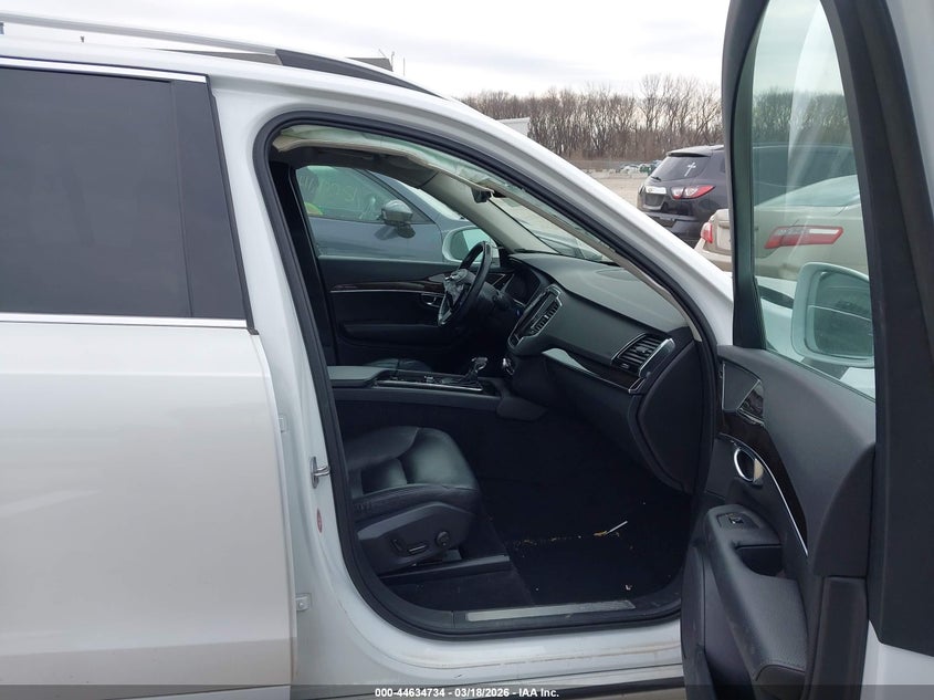 2016 Volvo Xc90 T6 Momentum