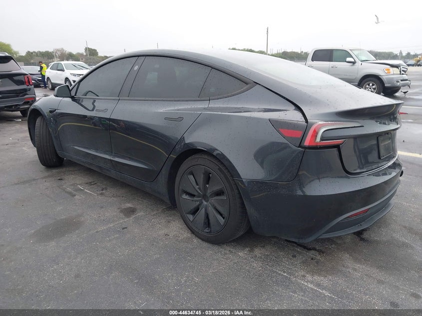 2025 Tesla Model 3 Long Range Rear-Wheel Drive/Standard Rear-Wheel Drive