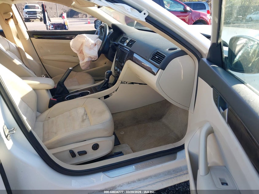 2015 Volkswagen Passat 2.0L Tdi Sel Premium