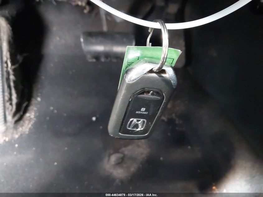 2016 HONDA ACCORD EX-L V-6 — Photo 11