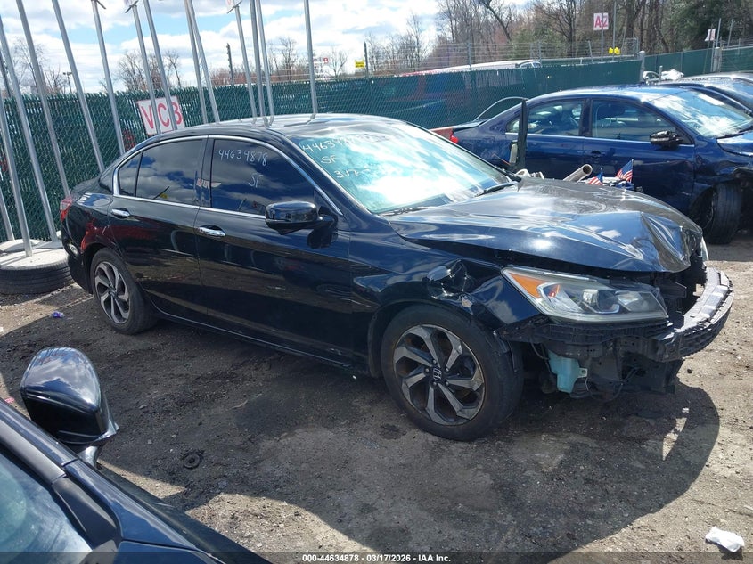 2016 HONDA ACCORD EX-L V-6 — Photo 14