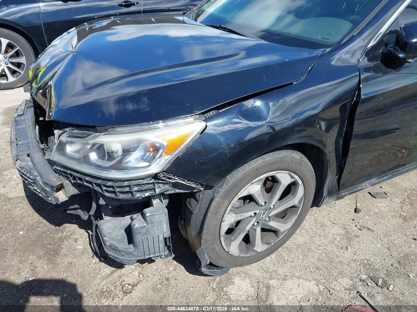 2016 HONDA ACCORD EX-L V-6 — Photo 18