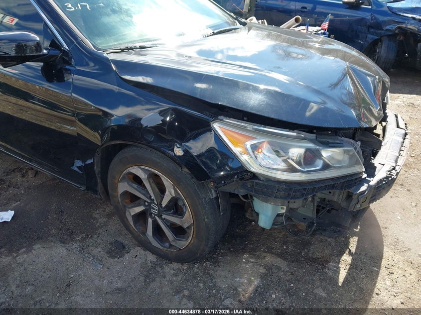 2016 HONDA ACCORD EX-L V-6 — Photo 19