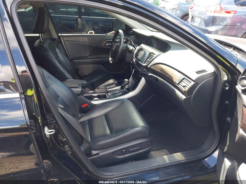 2016 HONDA ACCORD EX-L V-6 — Photo 5