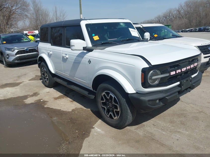 2022 Ford Bronco Outer Banks