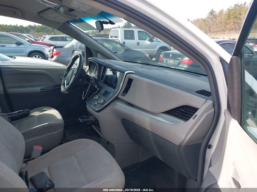 2017 Toyota Sienna L 7 Passenger