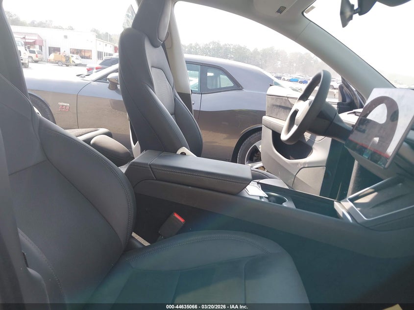 2026 Tesla Model Y Premium Rear-Wheel Drive/Standard Rear-Wheel Drive