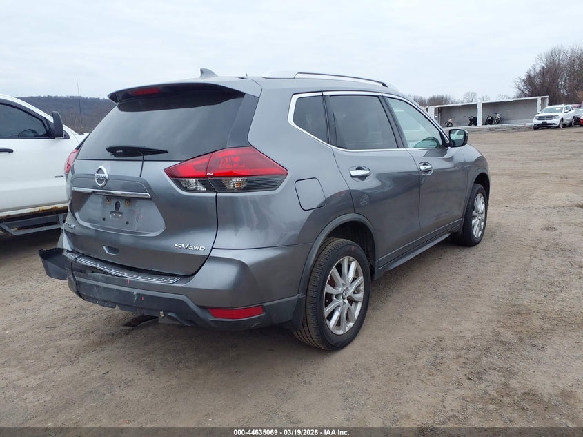 2018 Nissan Rogue Sv