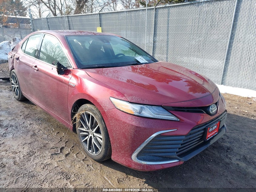 2021 Toyota Camry Xle Hybrid