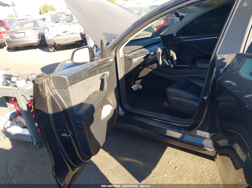 2025 Tesla Model Y Performance Dual Motor All-Wheel Drive