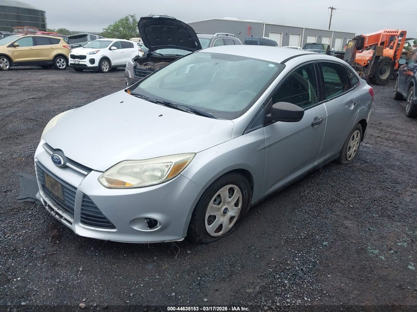Vin: 1fadp3e23dl382687, lot: 45132133, ford focus s 20132