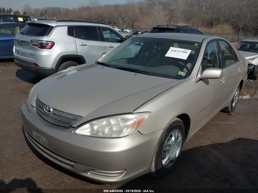 2004 Toyota Camry Le