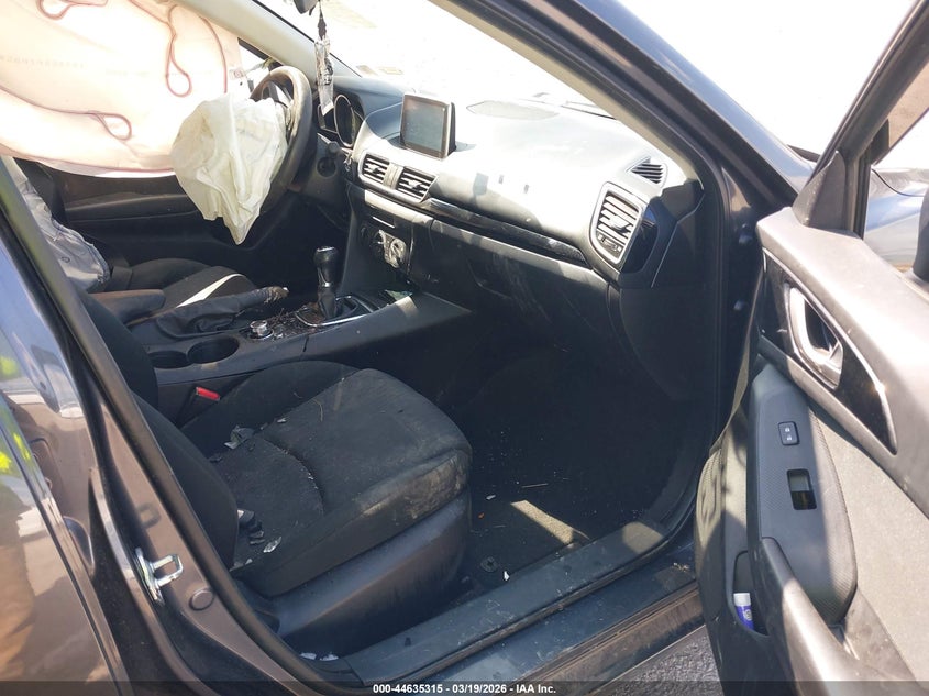 2015 Mazda Mazda3 I Sport