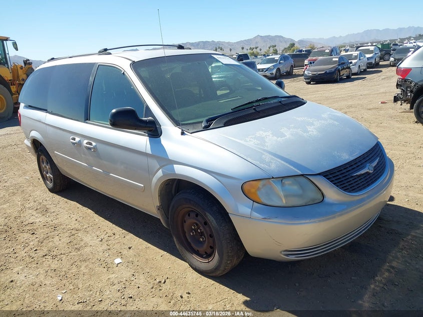 2004 Chrysler Town & Country Lx