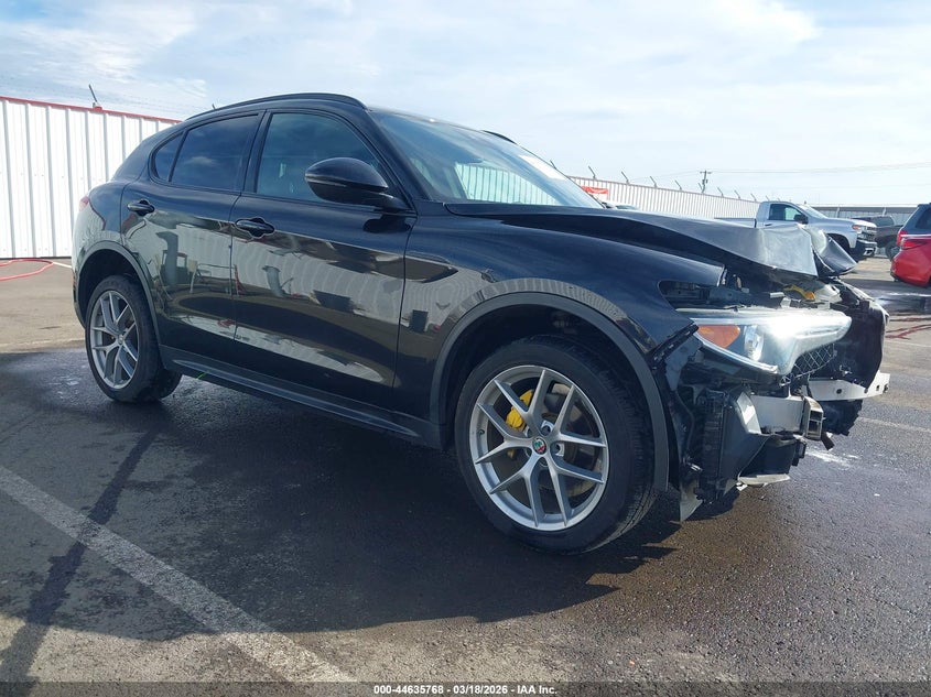 2018 Alfa Romeo Stelvio Ti Sport Awd