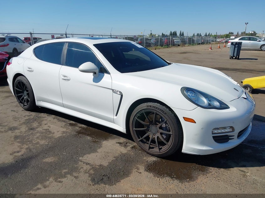 2012 Porsche Panamera 4