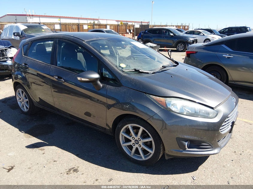 2016 FORD FIESTA SE