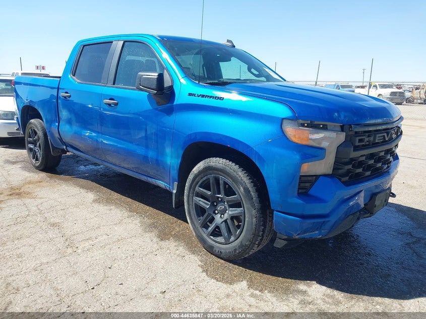 2022 Chevrolet Silverado 1500 2Wd Short Bed Custom