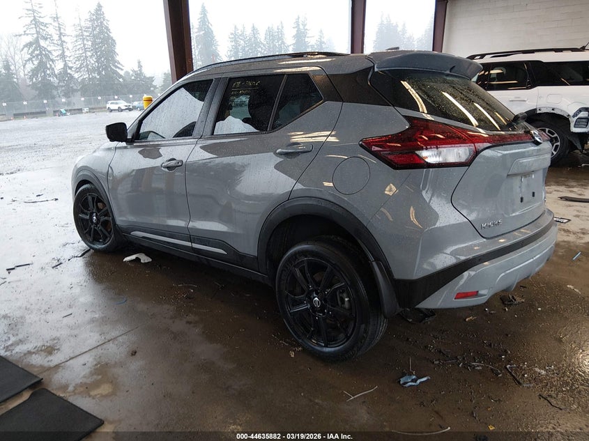 2021 Nissan Kicks Sr Xtronic Cvt