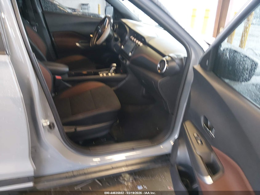 2021 Nissan Kicks Sr Xtronic Cvt