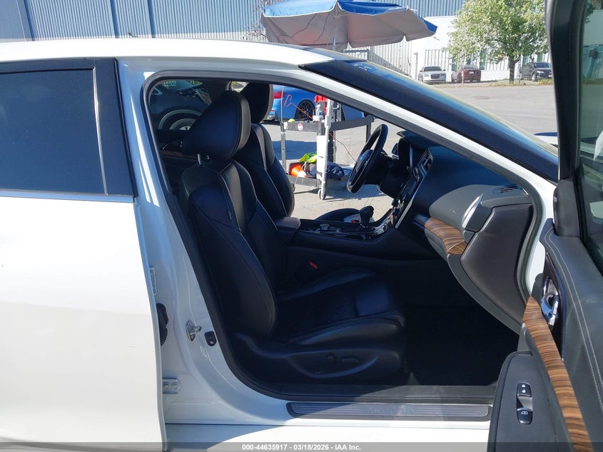 2016 Nissan Maxima 3.5 Platinum